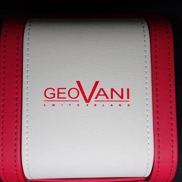 Geovani Swiss Diamond Watch main image 6